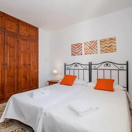 Great Casa Lucia 3 Bedroom Family Large Spacious Pool Area Sea Views * Son Bou